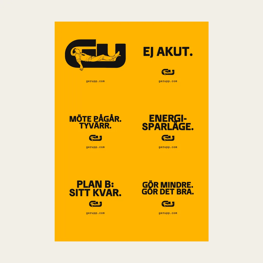 Klistermärken, trycket, platt på signalgul underlag med GerUpp-märket. Digital produktförhandsvisning.