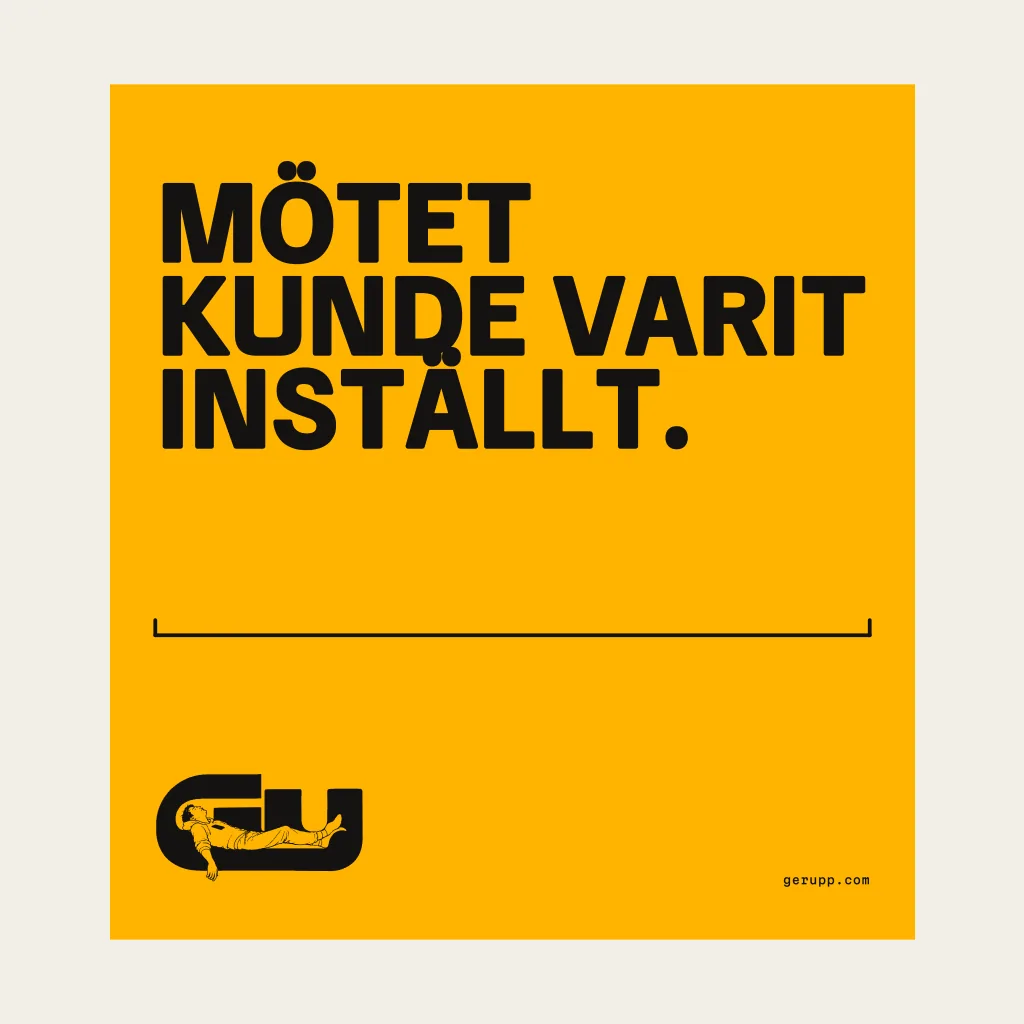 T-shirt, trycket, platt på signalgul underlag med GerUpp-märket. Digital produktförhandsvisning.